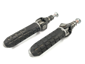 Kawasaki GPZ 1100 ZXT10E [1997] - Passenger Footrest Foot Rest Supports bakom