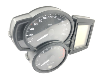 BMW R 1200 R R1ST [2008] - Hastighetsmätare instrumentpanel i cockpit