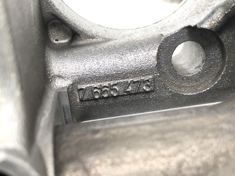 BMW R 1100 S R11S [2005] - Kamaxelstake till vänster med kamaxeln