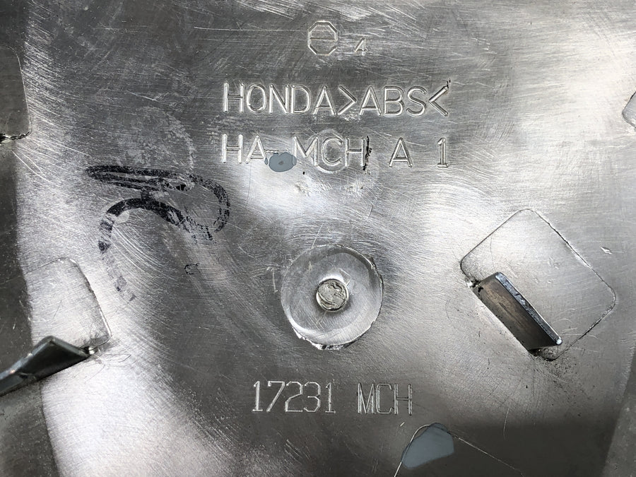 Honda VTX 1800 SC46 [2004] - Sidoskydd krom luftfilterkåpa