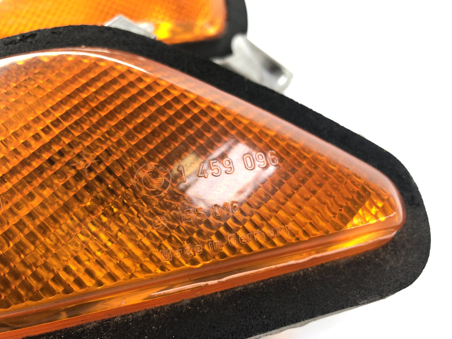 BMW K 100 RT [1988] - Turn Signal Cladding Indicator Set Couple