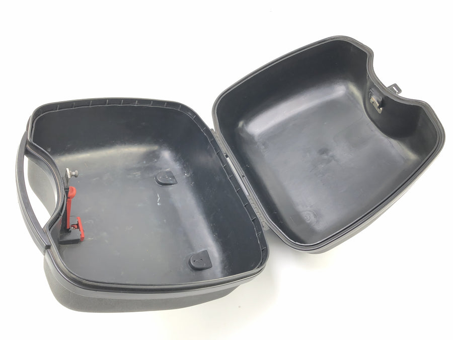 Honda CB 650 RC03 [1981] - Top Case with Key