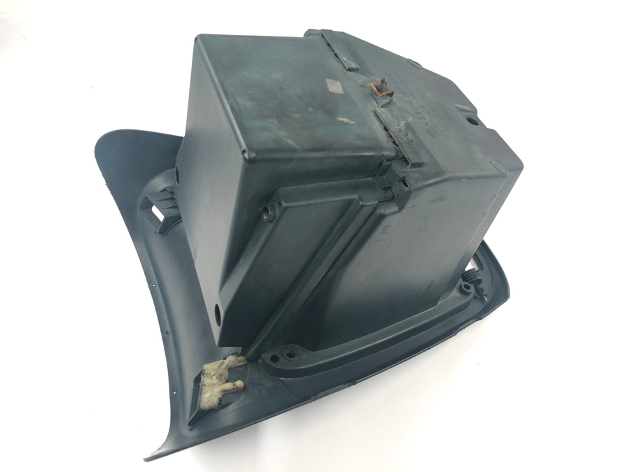BMW C1 125 [2002] - Gepäckfach Topcase Staubox hinten Kunststoffdeckel Batteriekasten