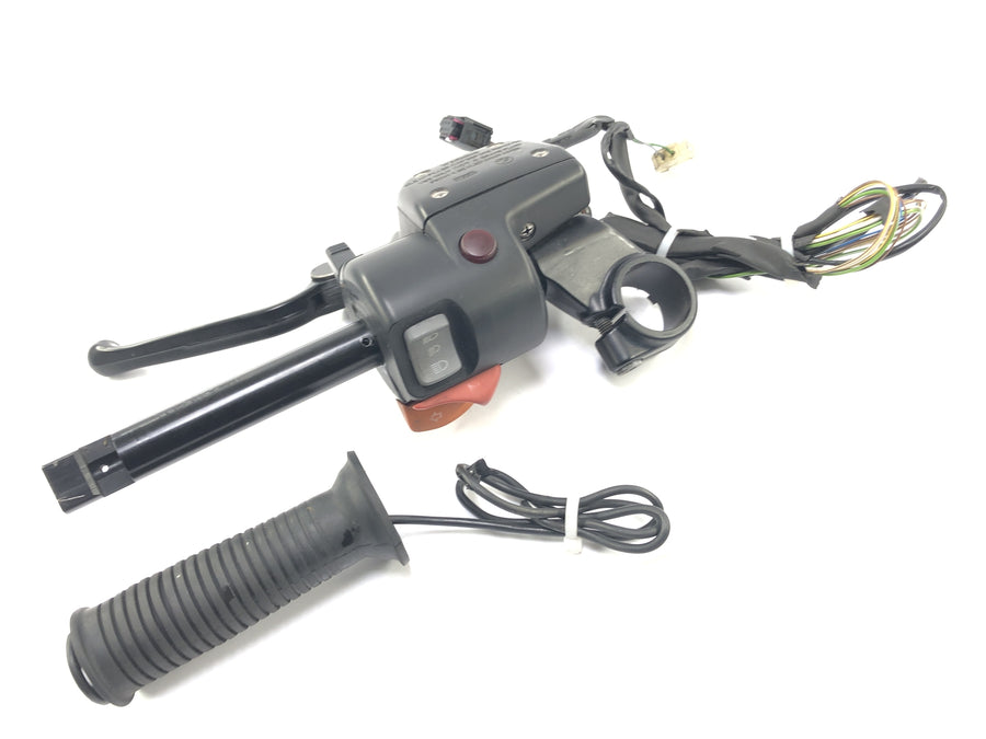 BMW R 1100 S R11S [2005] - Styrbeslag till vänster med en styrstummi -styrbrytare och kopplingspump