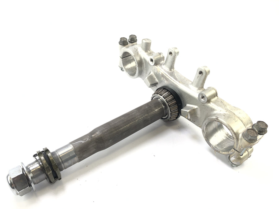 Yamaha DT 125 DE06 [2005] - Gabelbrücke unten