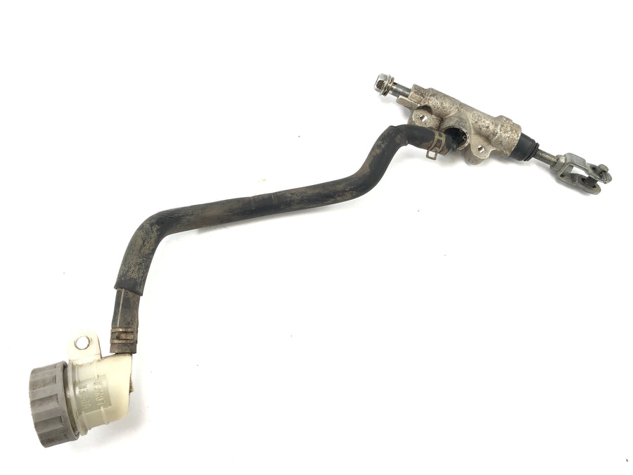 Suzuki DR 350 SK42B [1991] - Bromspump bakom
