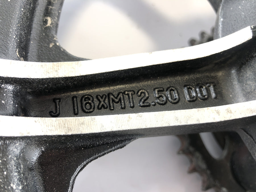 Yamaha XS 400 2A2 [1982] - Bakhjulkanten bakom