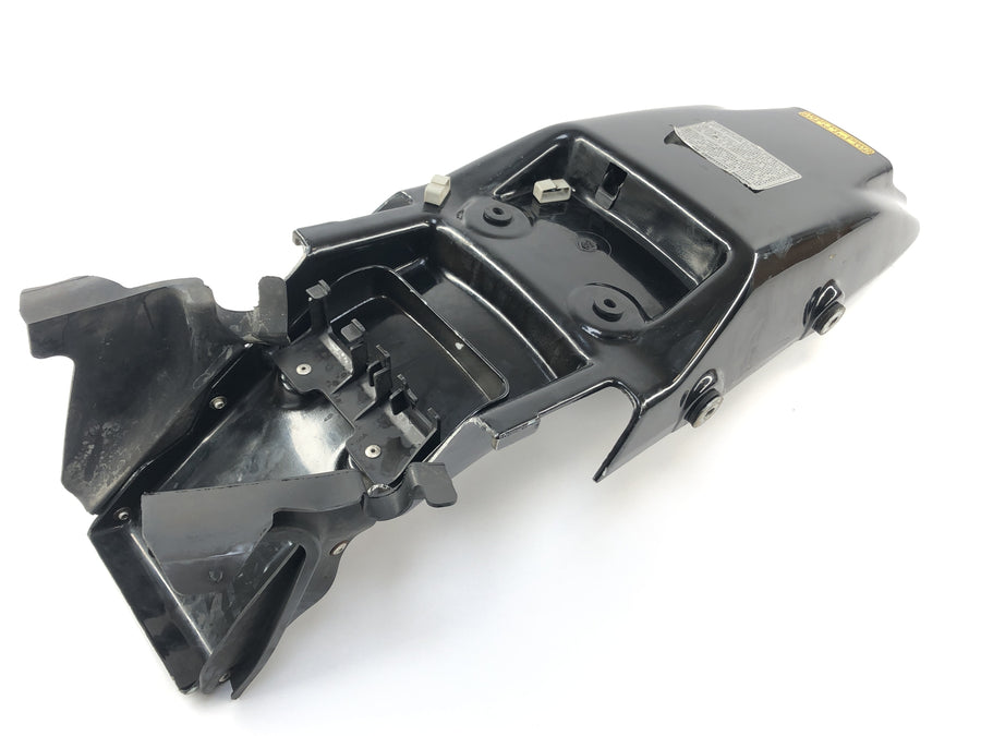 Honda NX 650 RD02 [1989] - Heckunterbau Verkleidung hinten Mitte
