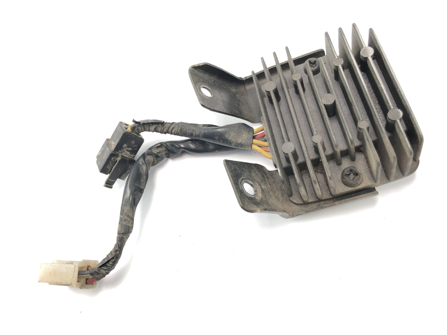 Suzuki DR 350 SK42B [1991] - Spänningsregulator likriktadladdningskontroller