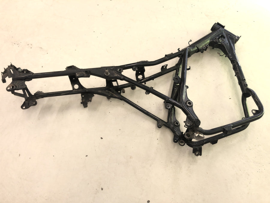 Honda XBR 500 PC15 [1989] - Ram med papper