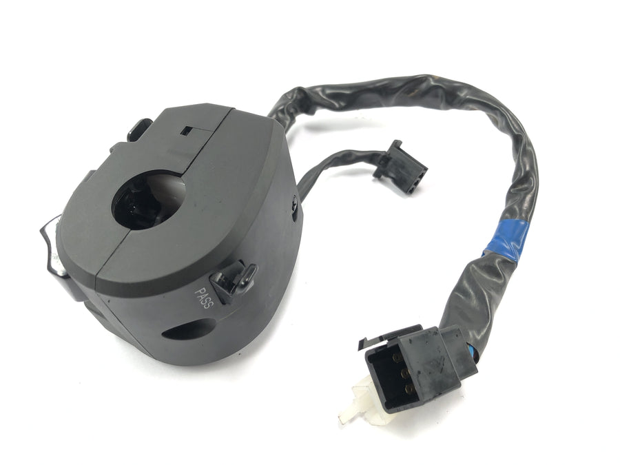 Kawasaki Ninja 125 BX125B [2024] - handlebar fitting switch unit on the left