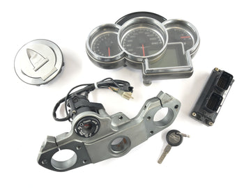 Moto Guzzi Norge 1200 [2006] - Tacho Cockpit Tändlåsetanklås för Gabelbrücke ovanför CDI