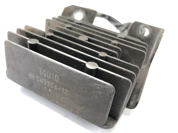 Suzuki DR 350 SK42B [1991] - Spänningsregulator likriktadladdningskontroller