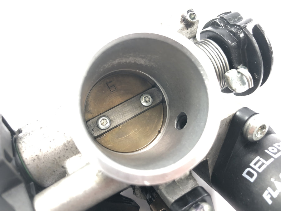 KTM RC 125 [2016] - Drosselklappe Einspritzanlage mit Sensoren