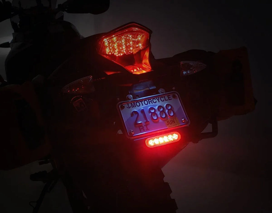 honda cb 500 [DENALI] – B6 LED-bromsljussats med registreringsskylthållare