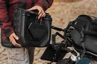 Yamaha XTZ 750 [SW-MOTECH] – V-LOC Legend Gear sidoväska (11 liter)