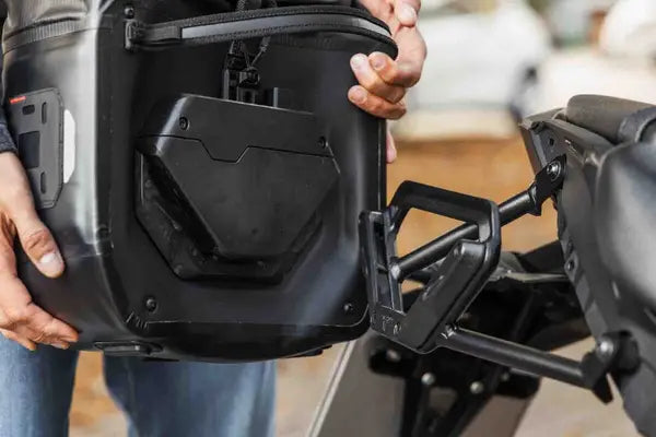 Yamaha XTZ 750 [SW-MOTECH] – V-LOC WP sidoväska (11 liter)