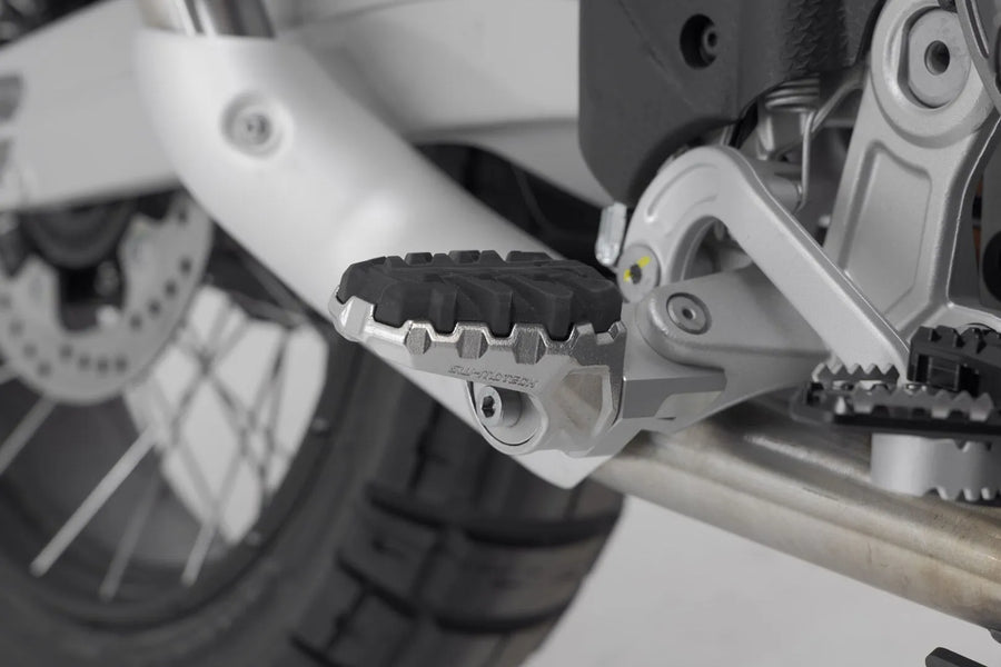 Aprilia Tuareg 660 [SW-MOTECH] – Evolution fotstöd