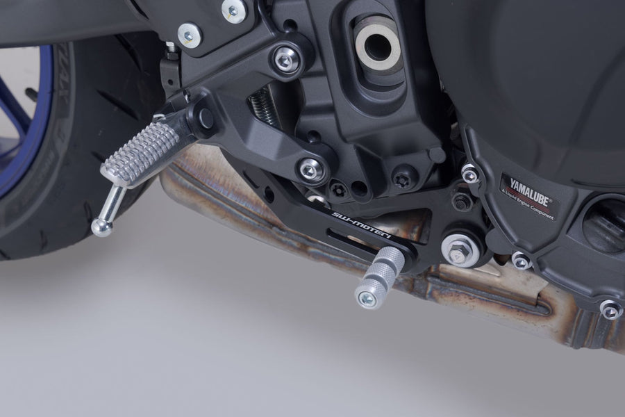 Yamaha Tracer 9 Y-AMT [2025] - Fotbromsspak för Yamaha MT-09 från 2023 - Bild 1