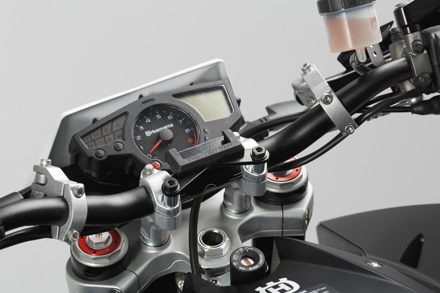 Suzuki GSX-S 1000 FZ [2019] - navigationshållare på styret – bild 2