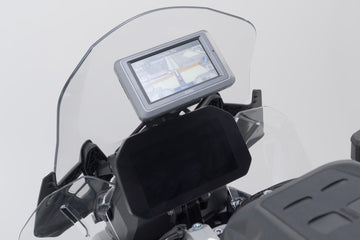 BMW R 1300 GS [2023-2026] - Navihållare i sittbrunnen - bild 2