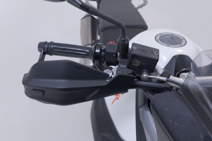 Triumph Tiger Explorer XCA [2017] - Äventyrshandskyddssats - bild 8