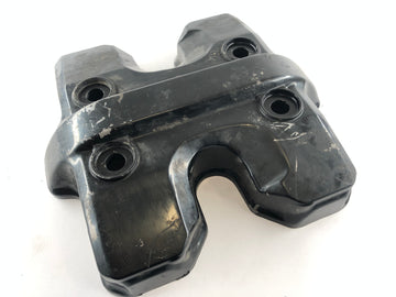 Honda VF 1000 F SC15 [1986] - Ventilskyddets frontcylinder