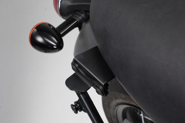 Triumph Bonneville 900 T 100 [2022-2026] - Adapter för SLC/V-LOC sidohållare höger – bild 1