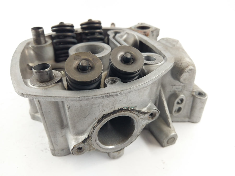 Honda CX 500 E PC06 [1982] - Cylinder head
