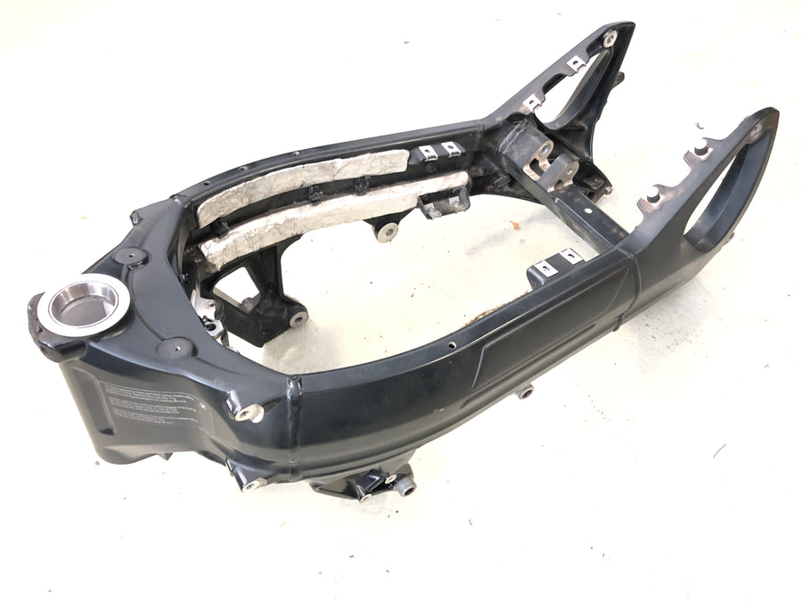 BMW F 800 ST [2006] - Ram med pappersolycka - Gratis
