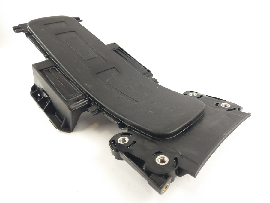 Husqvarna 701 Vitpilen [2018] - Battery Box Underbody Feature