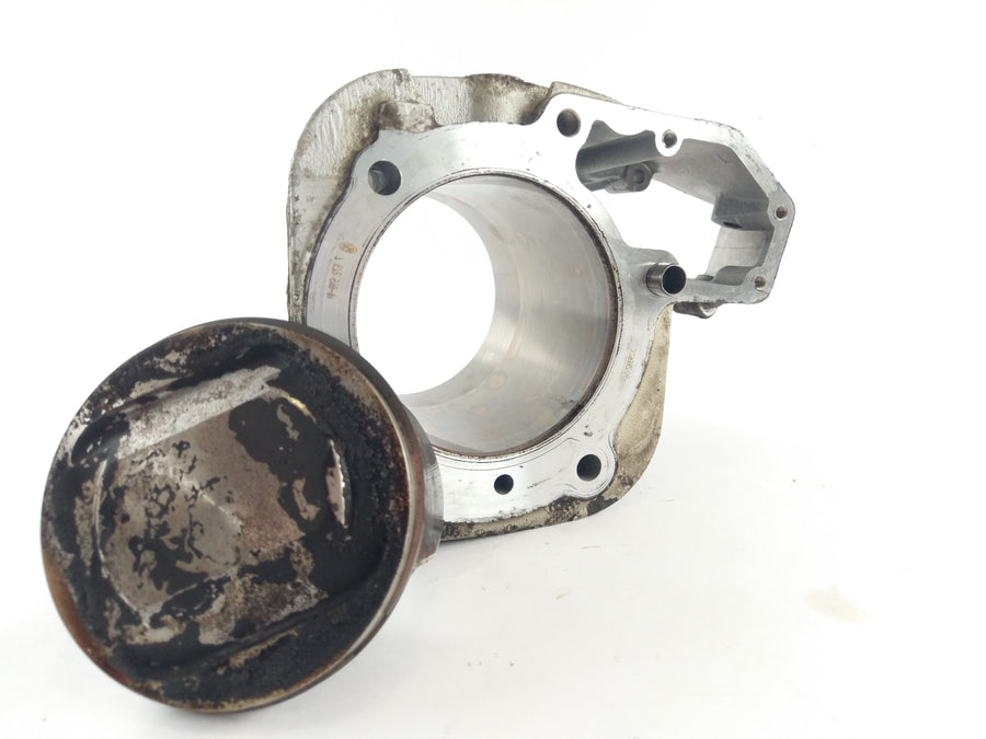 BMW R 1200 R K27 [2007] - Cylinder med kolvar