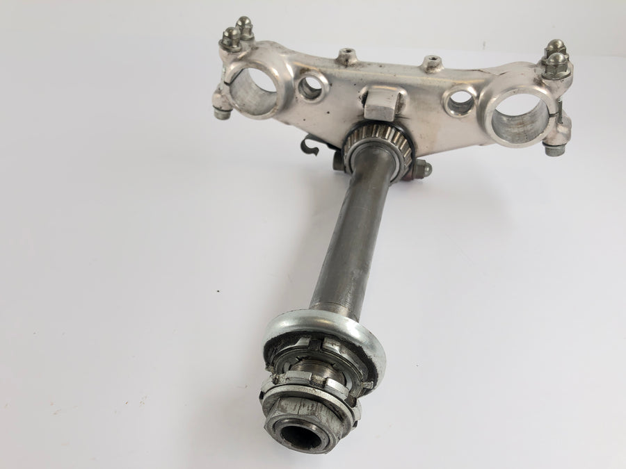 Honda CB 900 F SC01 [1981] - Gasbelbrücke nedan