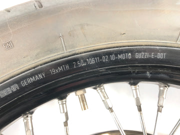Moto Guzzi Stelvio 1200 8V [2011] - Framhjulsfälg, detaljvy