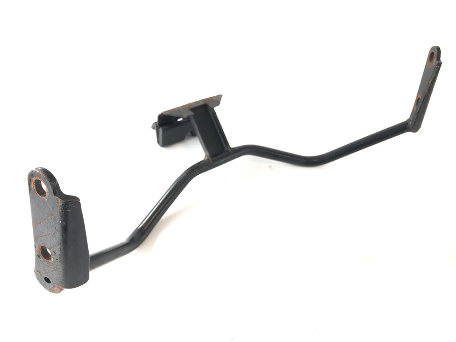 Yamaha TZR 125 4FL [1997] - Mirror Holder Cladding Holder framför