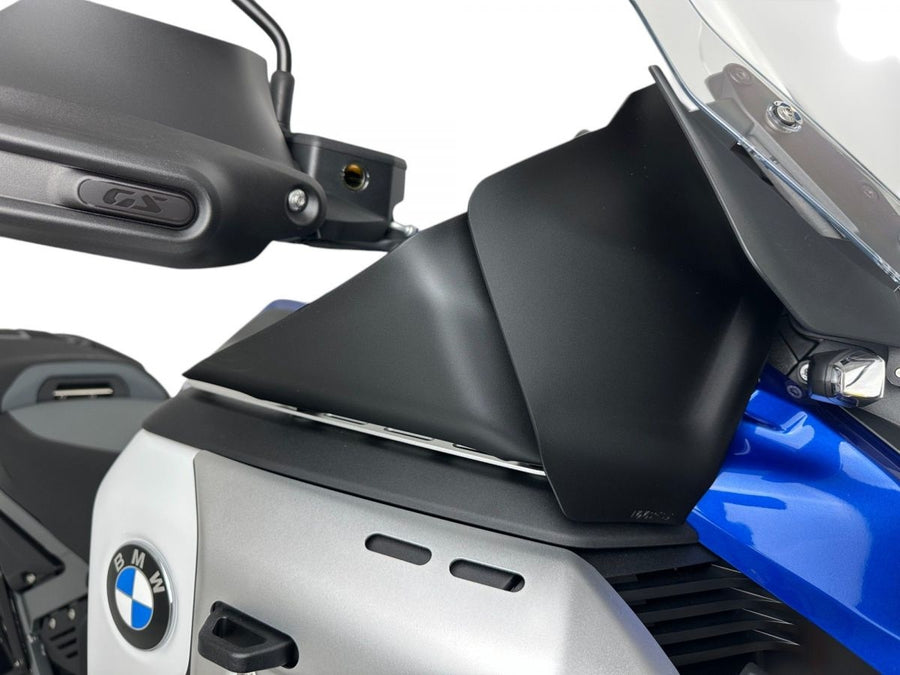 BMW R 1300 GS Adventure [2024-2026] - Vindavvisare på tanksidan, par - vy 3