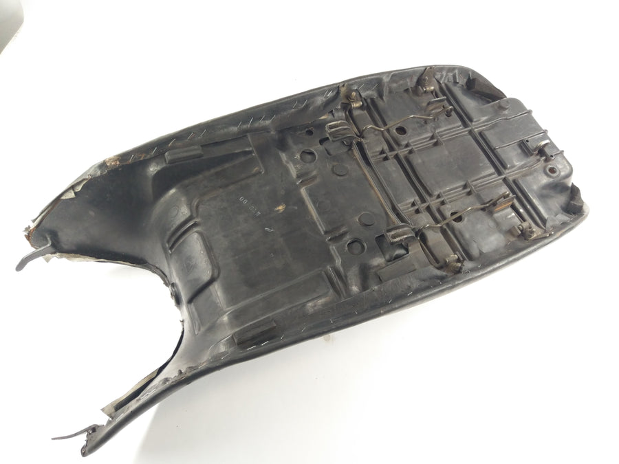 Honda ST 1100 SC26 Pan European [1990] - Seat Bench