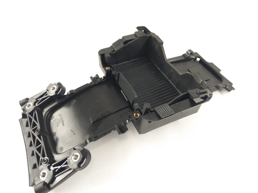 Husqvarna 701 Vitpilen [2018] - Battery Box Underbody Feature